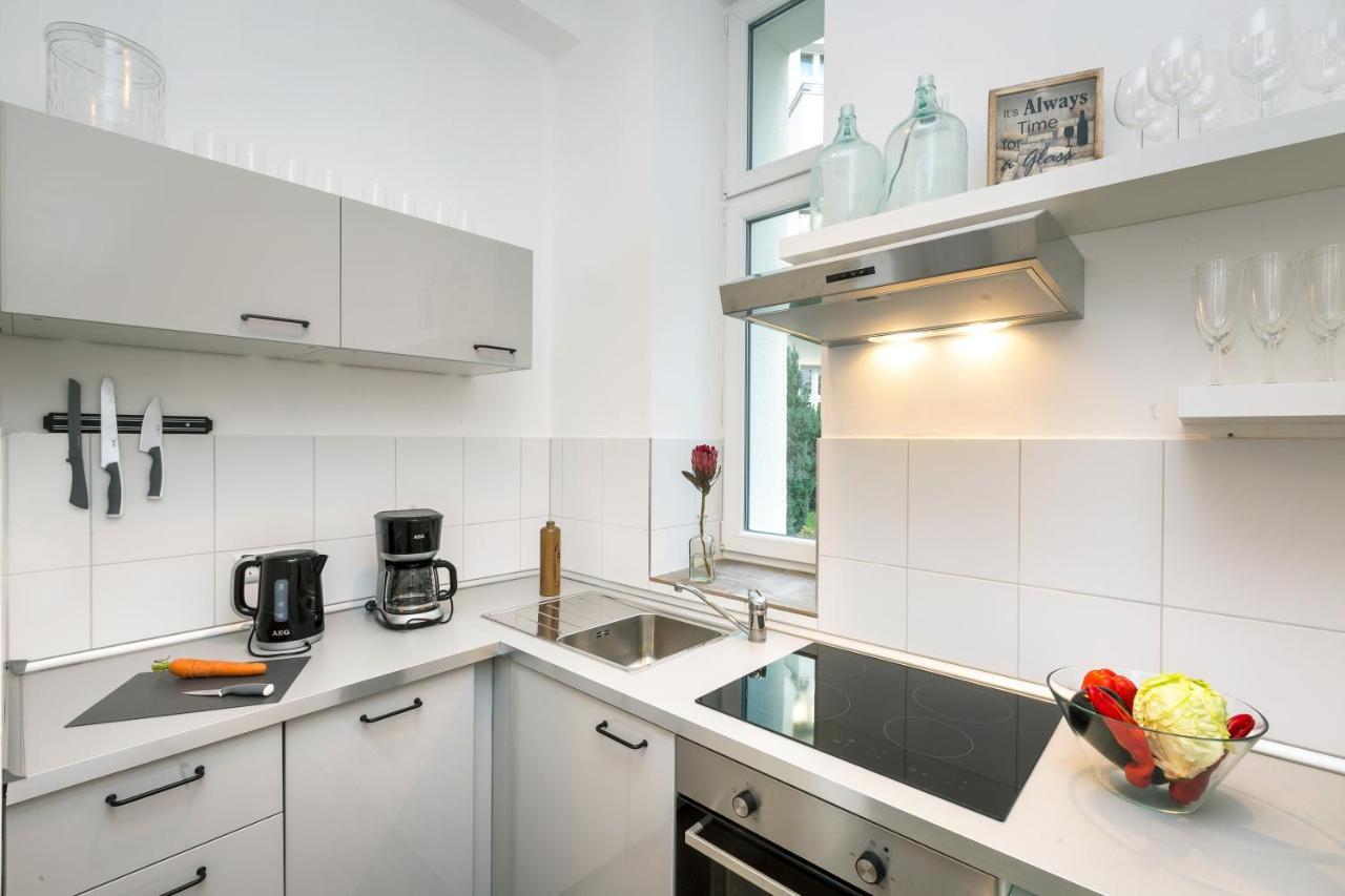 Newton-Appartement Mit 3 Schlafzimmern Berlino Esterno foto