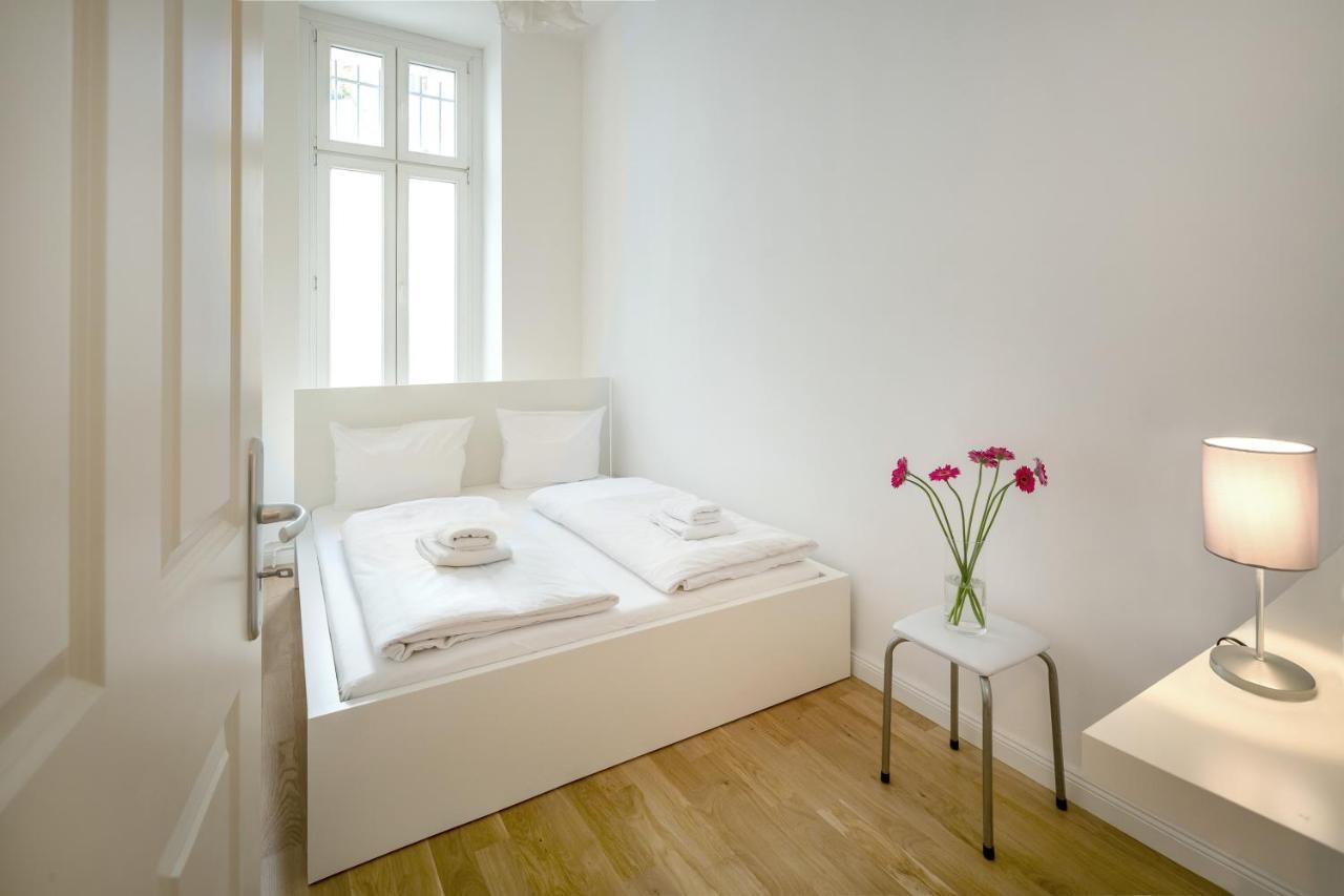 Newton-Appartement Mit 3 Schlafzimmern Berlino Esterno foto
